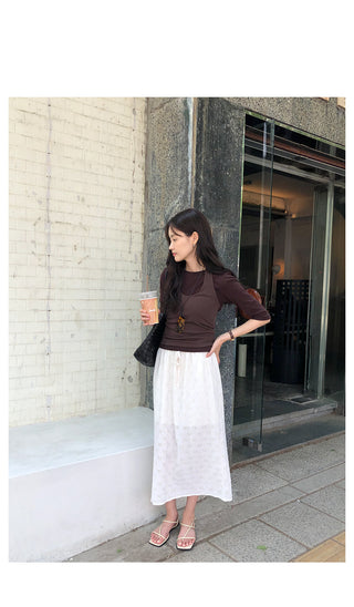 Flower punched long skirt