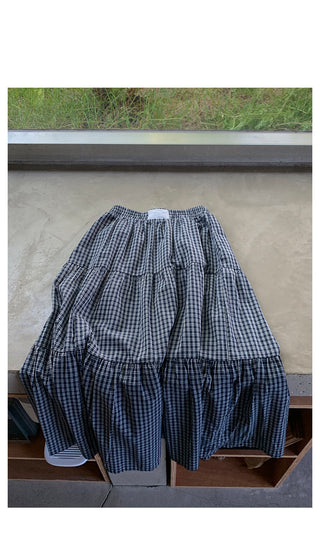 Checked flared long skirt
