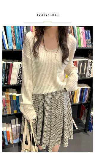 (3 colors) V-neck cropped knit