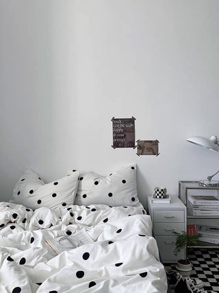 White and Black Polka Dot Bedding Set