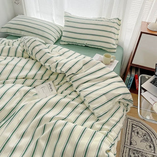 Nordic Stripe Bedding Set