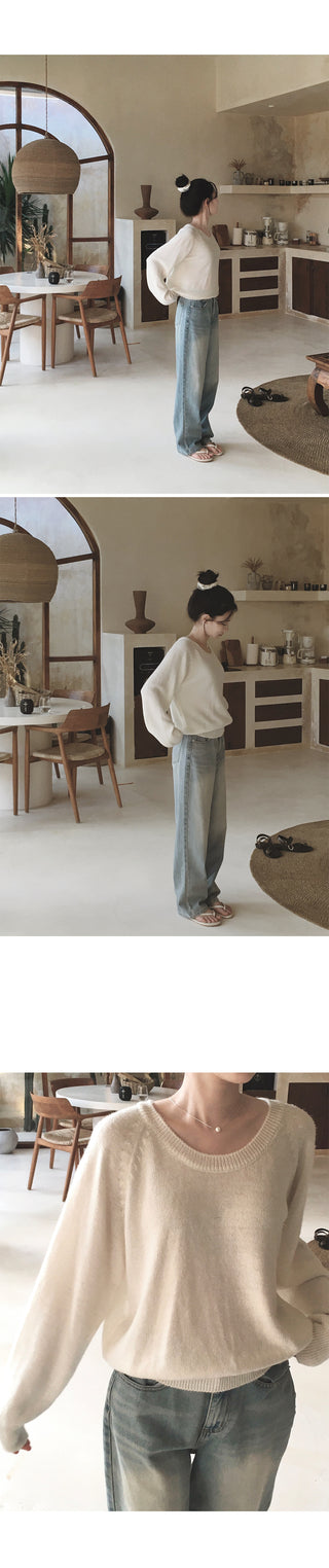 U-neck pastel knit