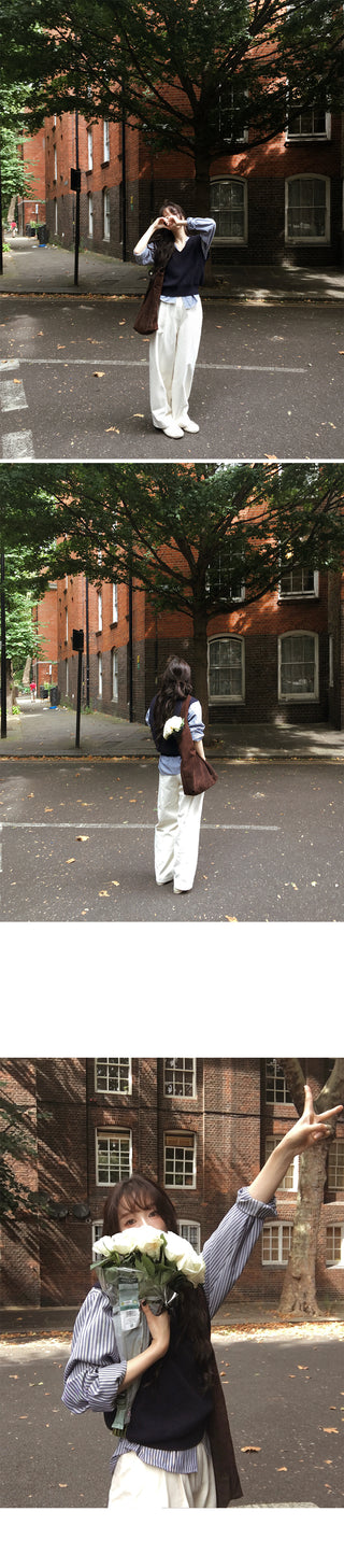 Wide cotton slacks with pleats