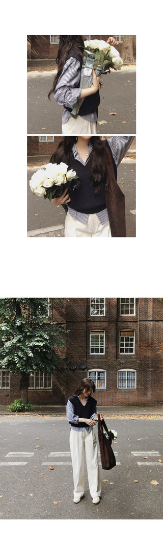 Wide cotton slacks with pleats