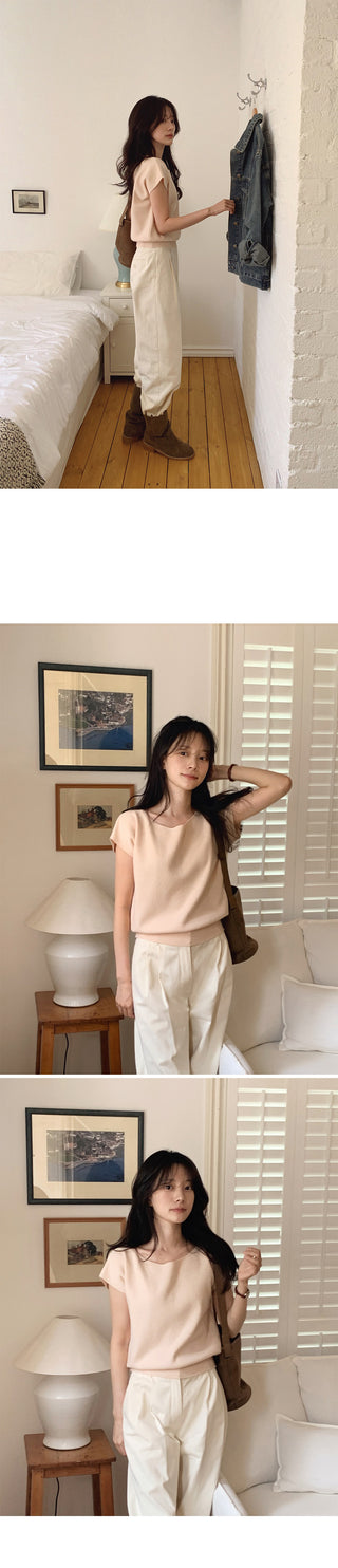 Wide cotton slacks with pleats