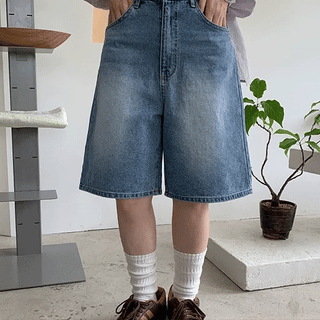 Muko Cat Wash Bermuda Denim Pants
