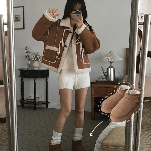 Platform short UGG boots