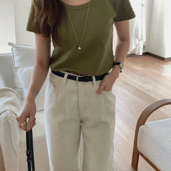 As-U neck tee