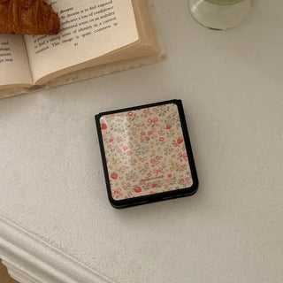 Flower Garden Galaxy Z-Flip Fold 8 Epoxy Black Bumper Case