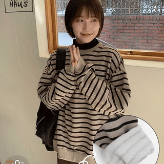 Paints Stripe Fleece-Lined Turtleneck Sweatshirt