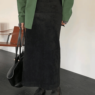 Hane Soft Suede Slim Straight Long Skirt