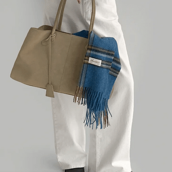 Hose shoulder bag
