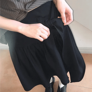 Loen Tie Midi Skirt