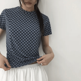 Heart hole T-shirt