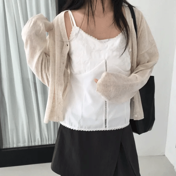 Betty Embroidered Sleeveless Blouse (3 colors)