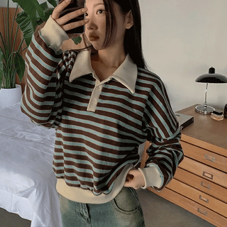 Milky Color Block Stripe Collar T-shirt