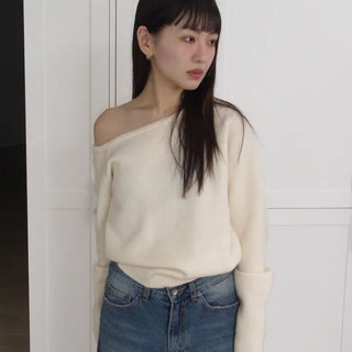 Cashmere Asymmetrical Shoulder Knit