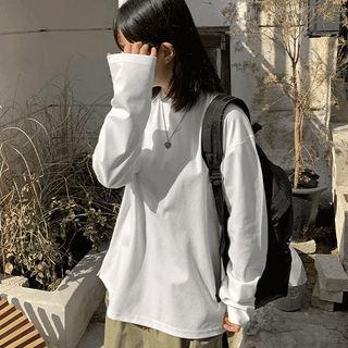 Chailing Side Slit Oversized Long Sleeve Tee