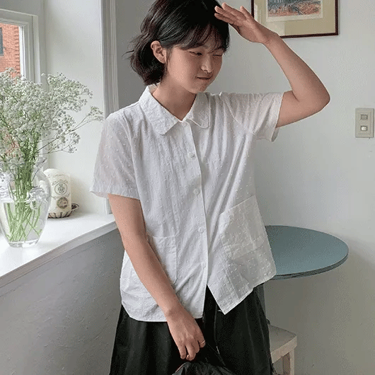 Dust Seersucker Embossed Pocket Short Sleeve Shirt