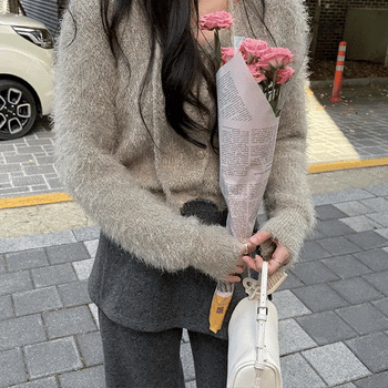 Pine Needle V-Neck Strap Cardigan