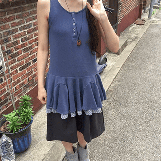 Sunkey Button Frill Layered Sleeveless