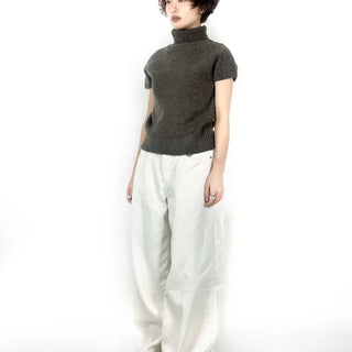 Is half-neck knit