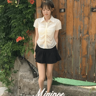 Rie Shirred Short Sleeve Shirt