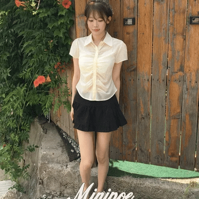 Rie Shirred Short Sleeve Shirt