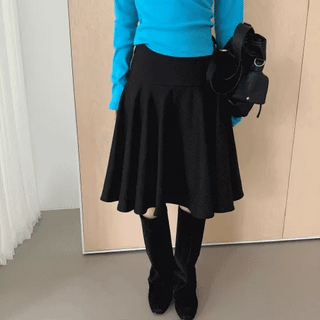 Selly Full Back Elastic Waist Midi Skirt