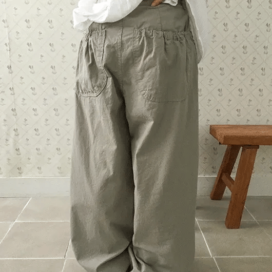Gyuni Shirred Pocket Balloon Wide Cotton Pants
