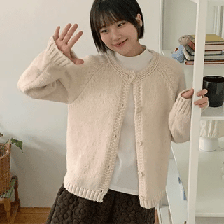 Lecuna Wool Round Knit Cardigan