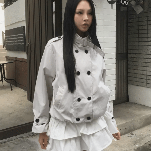 High-neck button short trench jacket