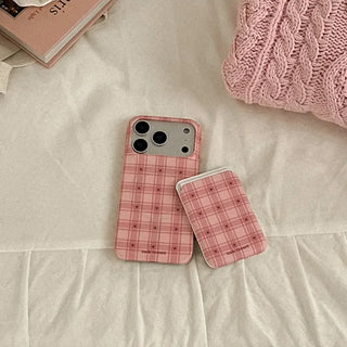 Tiny Heart Check MagSafe Hard Phone Case for iPhone 17 Pro