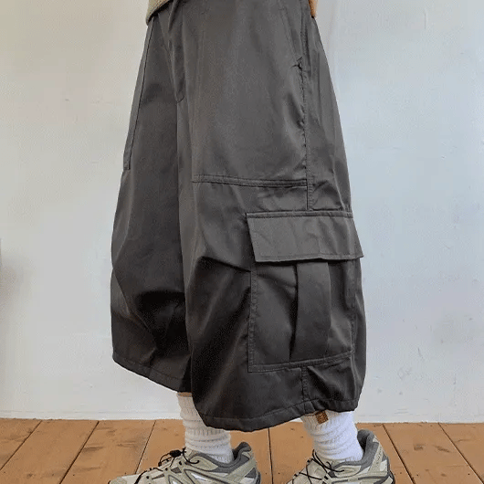 Koinin Elastic Bermuda Cargo Pants