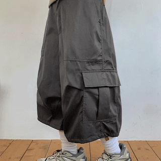 Koinin Elastic Bermuda Cargo Pants