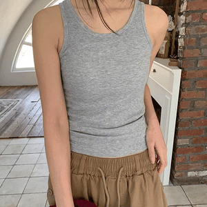 sleeveless
