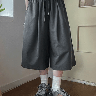 Tam Odd Summer Elastic Pintuck Bermuda Shorts