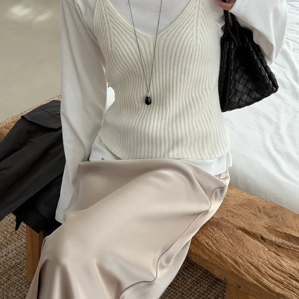 26 Brise Ribbed V-Neck Bustier