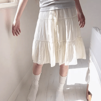 Nine color-block lace ribbed knee socks