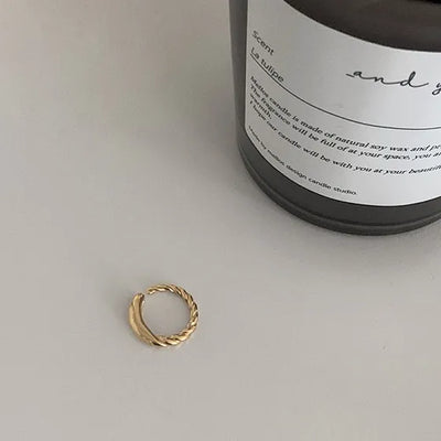 Lonamin Twist Ring