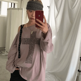loose lettering hoodie