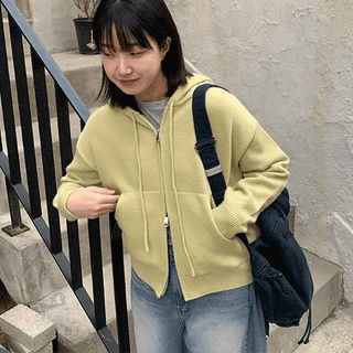 Kirenno Crop Two-Way Knit Zip-Up Hoodie