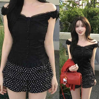 Small Button Frill Lace Blouse