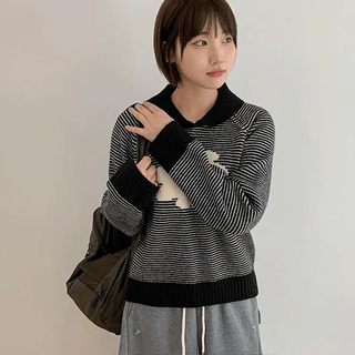 Penma Striped Flower Collar Knit