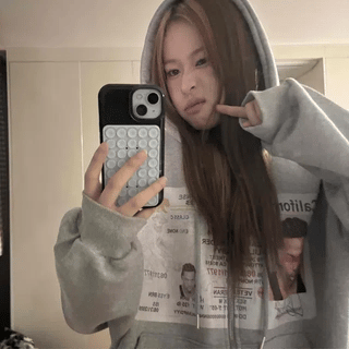 crop deer hooded zip-up
