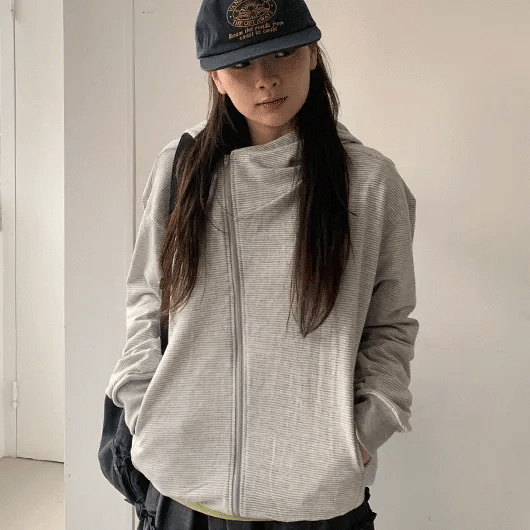 Quki Asymmetrical Stripe Zip-Up Hoodie
