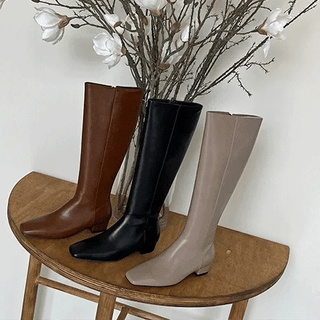 Sharp long boots