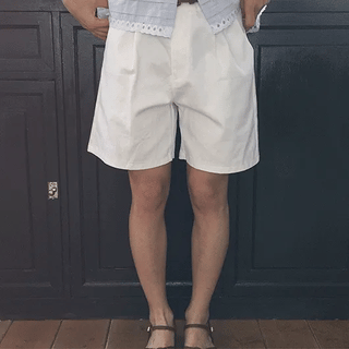 Tsubasa Basic Pintuck Shorts