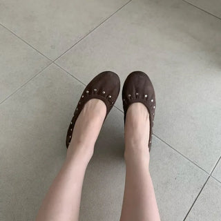 Studded Round Flat Shoes