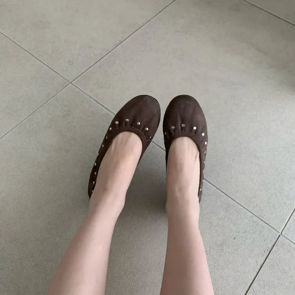 Studded Round Flat Shoes